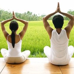 4 bài tập yoga giảm cân tại nhà