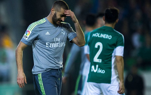 Benzema lỡ cơ hội dự Euro trên sân nhà.  