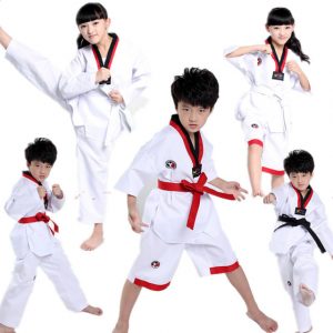 Võ phục - dụng cụ học võ karate không thể thiếu