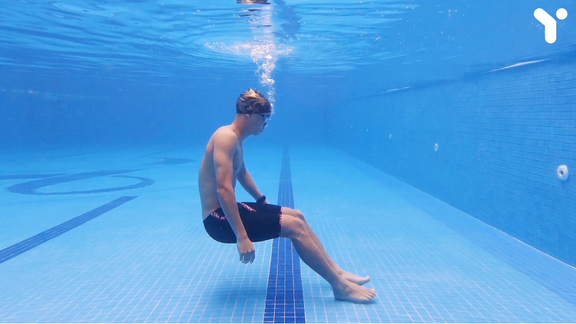 Luyện thở dưới nước-Luyện tập cách thở khi bơi đúng cách cho người mới bắt đầu