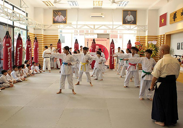 Học võ Karate