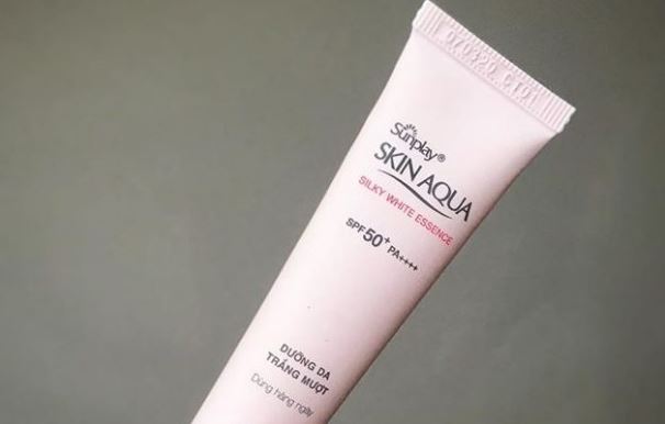 Sunplay Skin Aqua Silky White Essence SPF 50