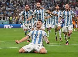 Argentina vào bán kết World Cup 2022