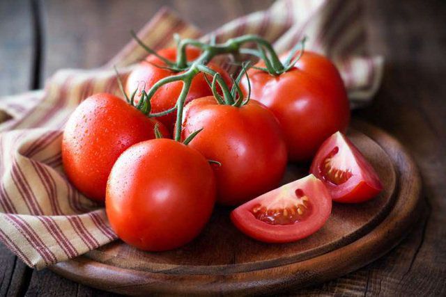 Cà chua cũng giúp thanh lọc gan khá hiệu quả