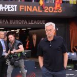 HLV Jose Mourinho lần đầu thất bại ở chung kết Cup châu Âu khi Roma thua Sevilla