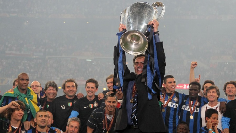 Mourinho-cung-Inter Milan-gianh-Champions League-2010